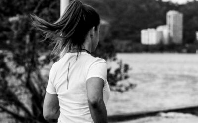 Entre o instinto ancestral e o prazer moderno: o sistema endocanabinoide como arquitetura evolutiva da recompensa, da dor, do metabolismo e do movimento no endurance