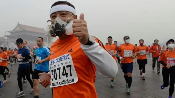Entre Ar e Sangue: A Interação Fisiopatológica entre Poluentes Atmosféricos, Função Endotelial e Desempenho em Exercícios de Endurance