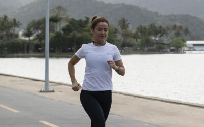 A ADAPTAÇÃO ENTRE ÍONS, GENES E MÚSCULOS: UMA GRAMÁTICA MOLECULAR INVISÍVEL DO ESFORÇO HUMANO