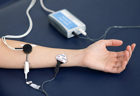 Onde o fluxo decide o limite: microcirculação, treino de endurance e tecnologias ópticas na fronteira do alto rendimento