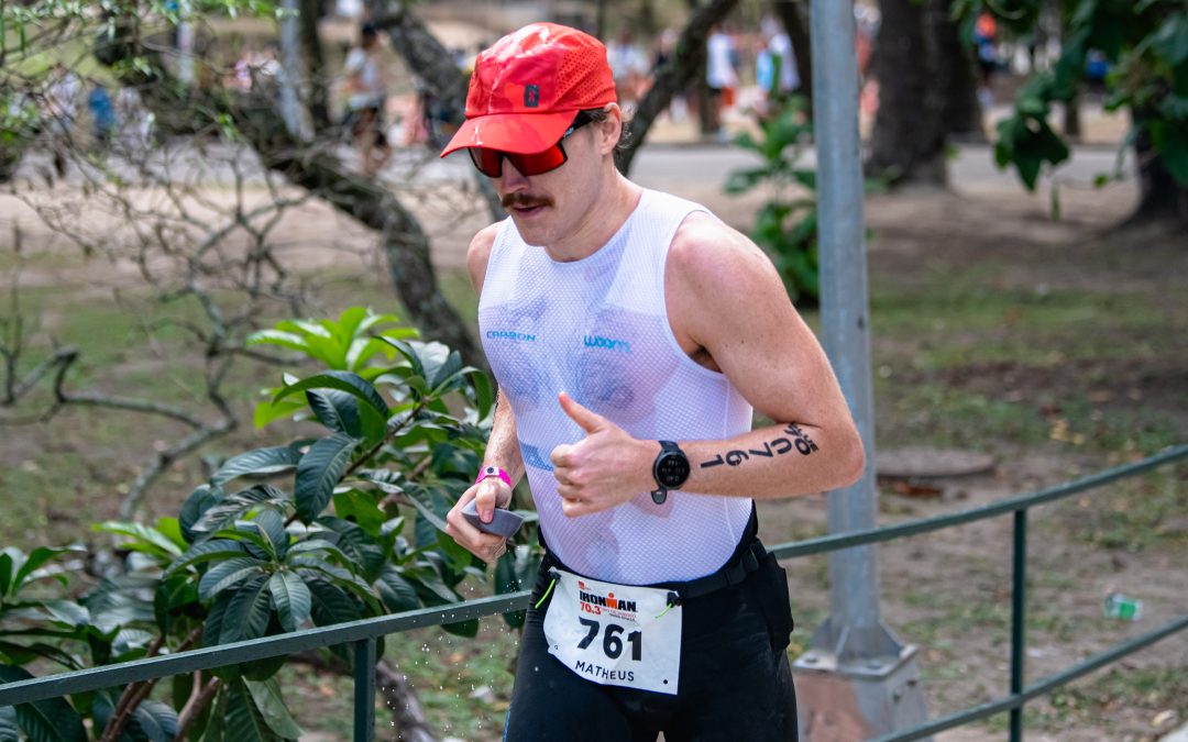 Quando o Músculo Insiste em Queimar: Carboidratos, Glicogênio e o Paradoxo Metabólico do Exercício Prolongado