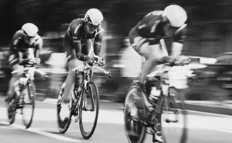 Entre o músculo e o cérebro: substratos energéticos, fadiga e o comando biológico do desempenho em endurance